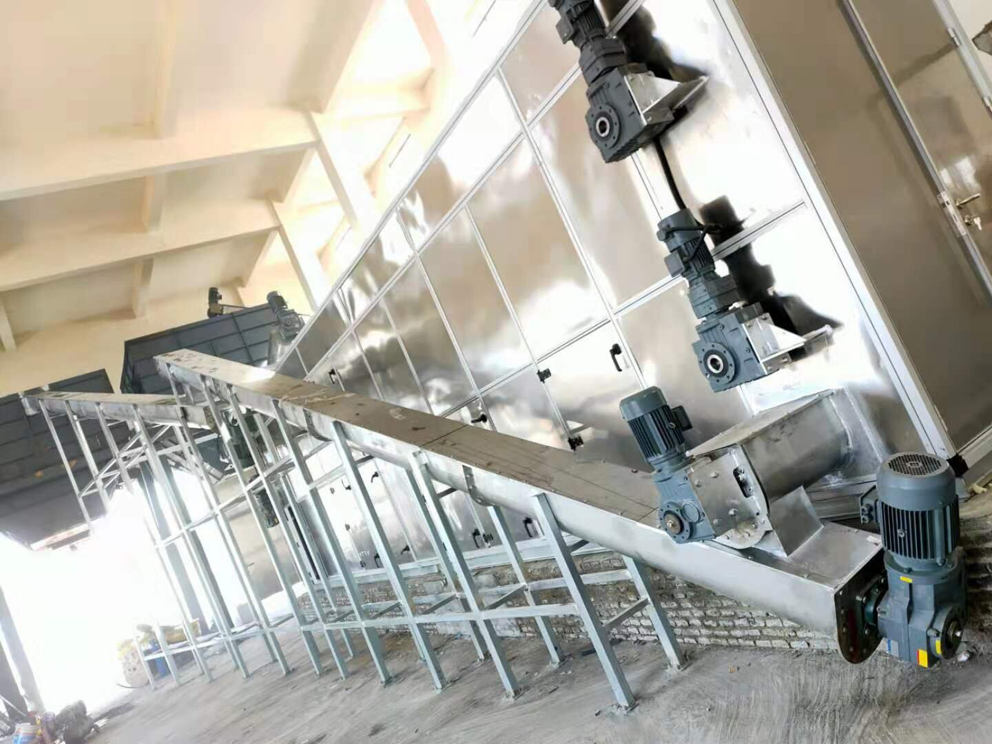 不同行業污泥特性及低溫干化機的優勢